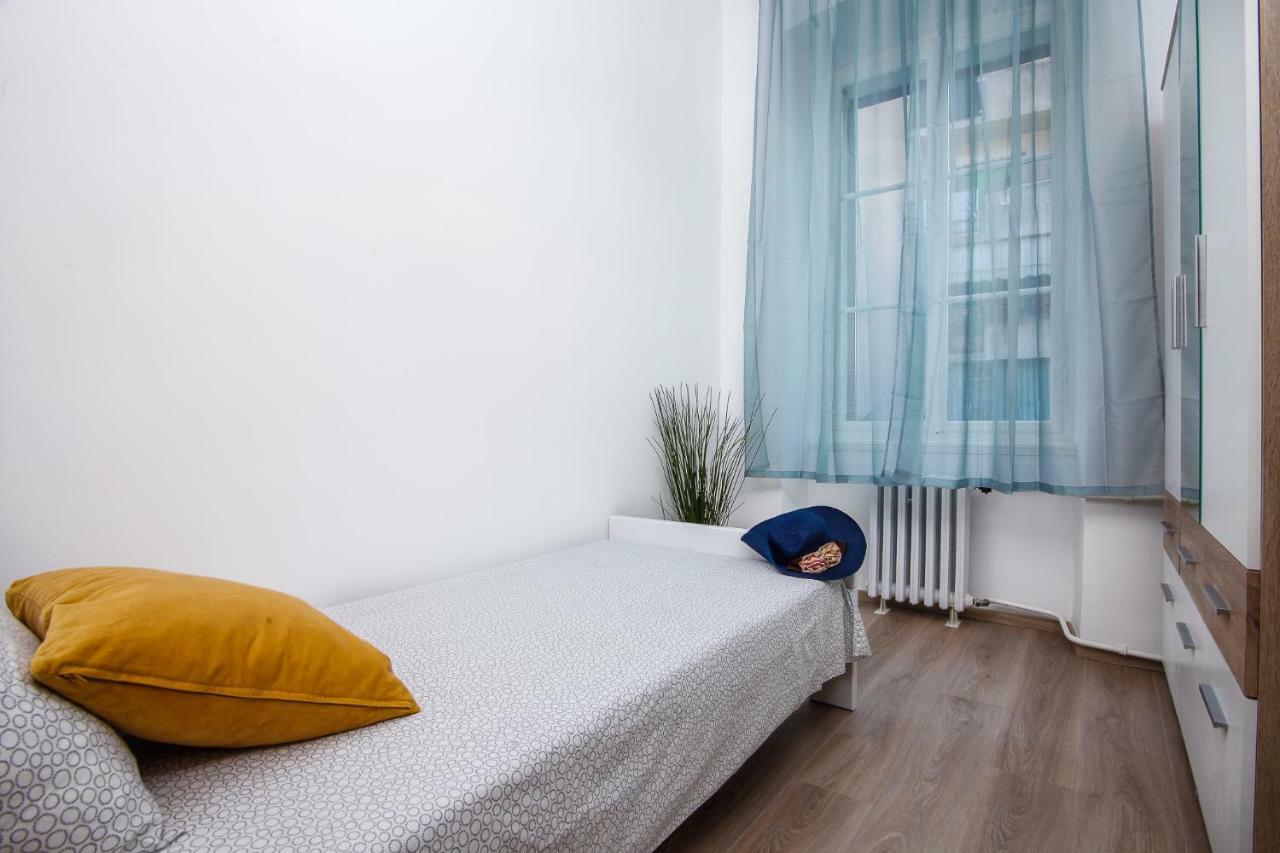 Apartment Kensi*** Pula Buitenkant foto